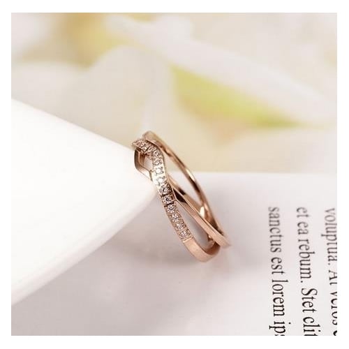 simple titanium steel hollow ring rose Popular style ring Image 4