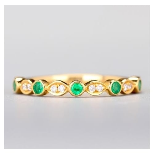 18 K Popular style grandmother emerald ring fine ring Image 2