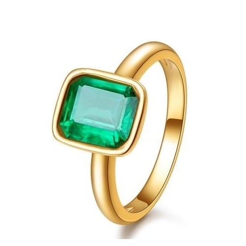 High end quality inlaid and processed emerald rectangular color gem ring Image 1