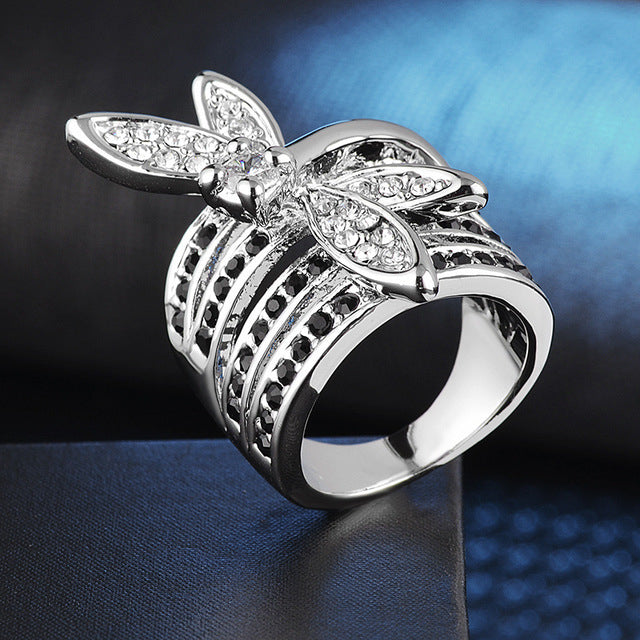 Fashion personality Dragonfly ring Image 3