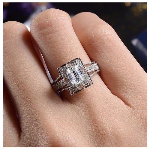 High grade luxurious full micro setting Artificial zircon lady ring Image 1