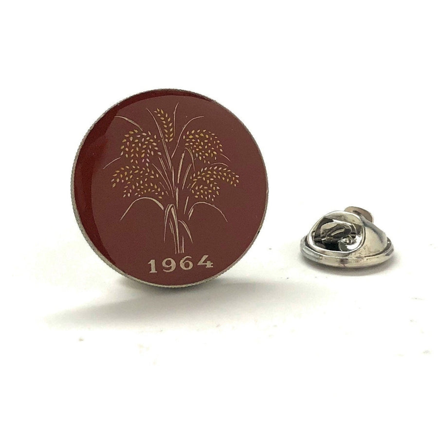 Birth Year Enamel Pin Hand Painted Vietnam War Enamel Coin Lapel Pin Tie Tack Travel Souvenir Coins Keepsakes Cool Fun Image 1