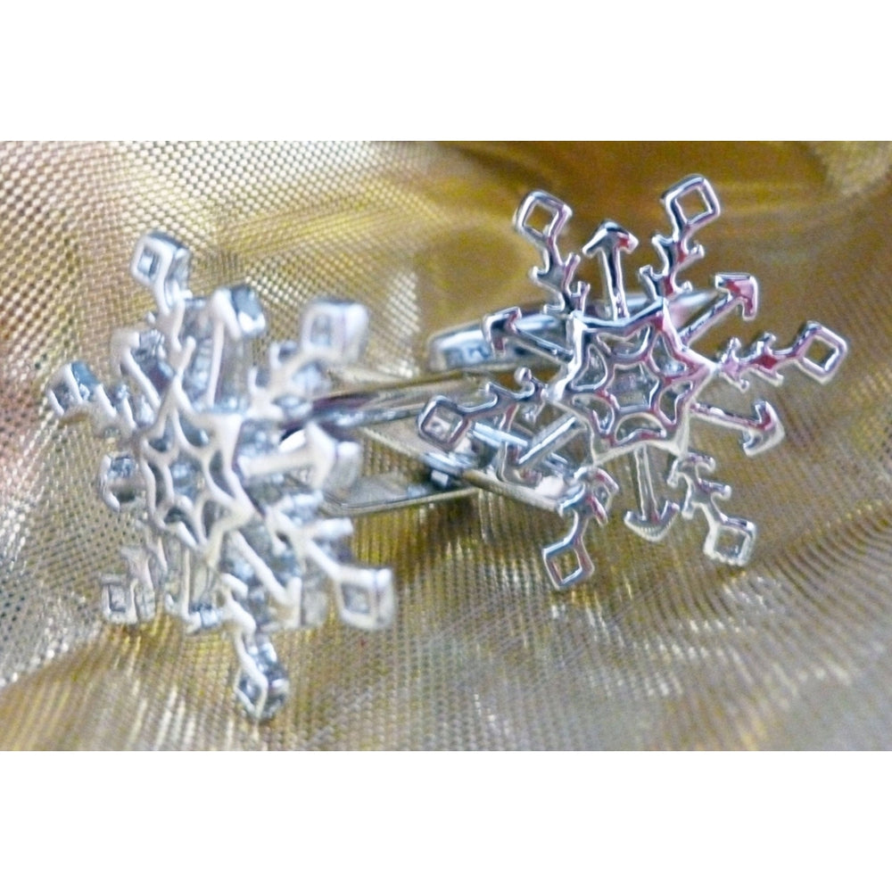 Star Valley Ice Snowflake Cufflinks Silver Tone Ice Snow Flake Cuff Links Image 2