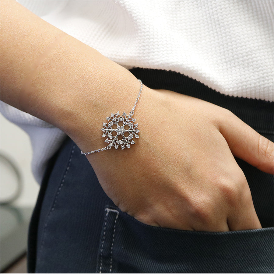 18K White Gold Crystal Snowflake Bracelet Made With Swarovski Elements Image 1