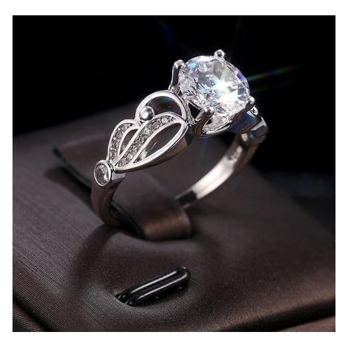 Creative hollow carved claw with Artificial zircon ring Image 2