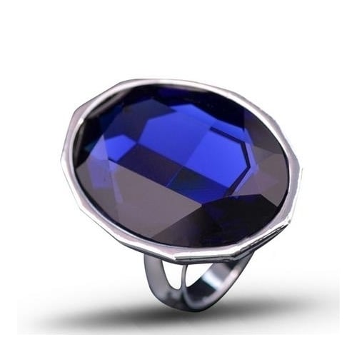 Quality exaggerated ring Image 2