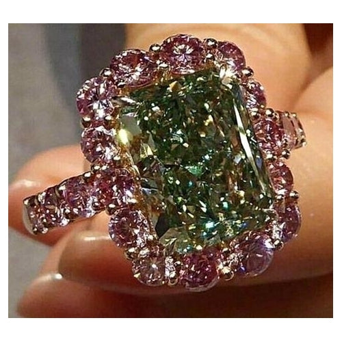 green Artificial zircon ring Image 1