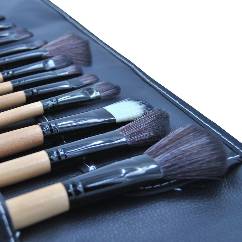 18-Piece Premium Makeup Brush Set Image 2