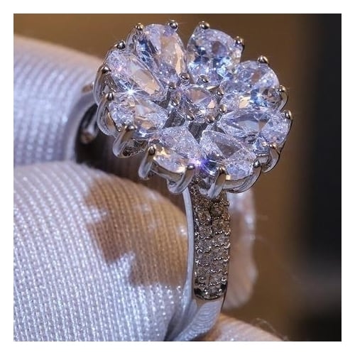 Fashion flowers in Artificial zircon ring Image 3