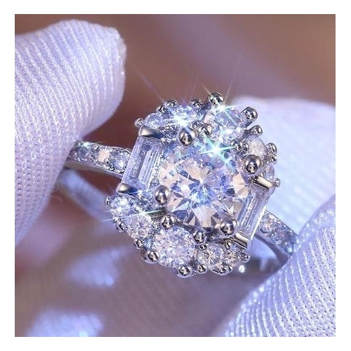 Elegant ladys ring with Artificial zircon Image 1