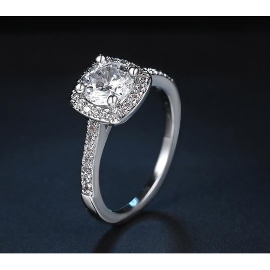 Classic engagement womens ring with Artificial zircon micro setting and platinum plating Image 3