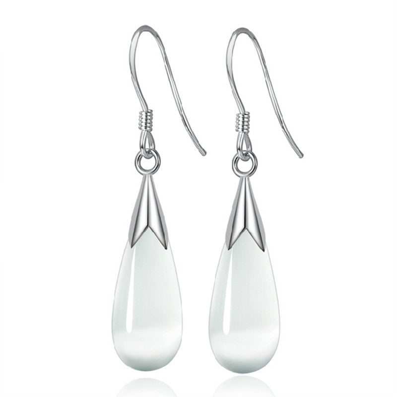 Fashion Female Cats Eye Drop Earrings Image 1