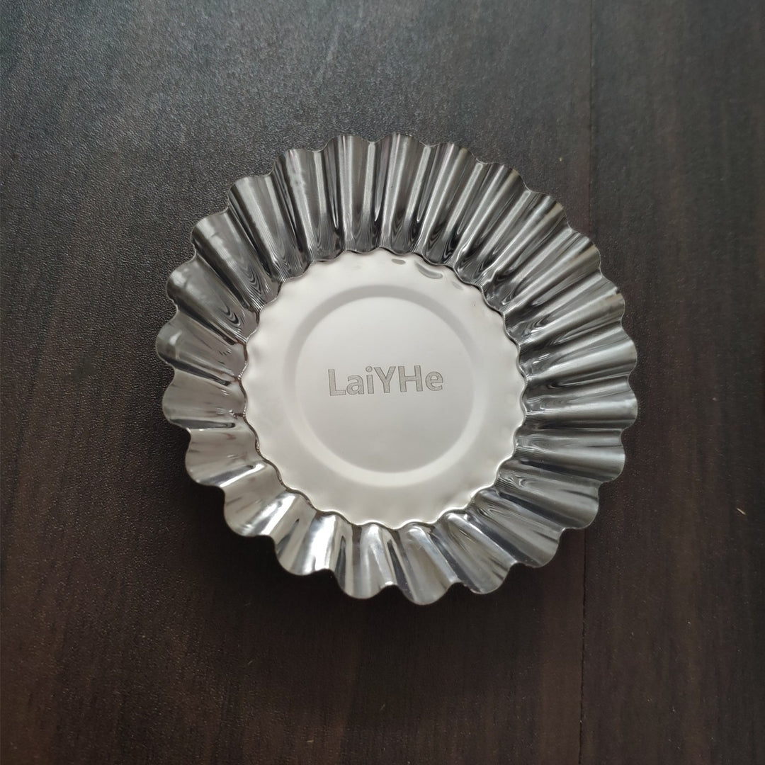 LaiYHe 12pcs Nonstick Ripple Aluminum Alloy Egg Tart Mold Flower Shape Reusable Cupcake and Muffin Baking Cup Tartlets Image 3