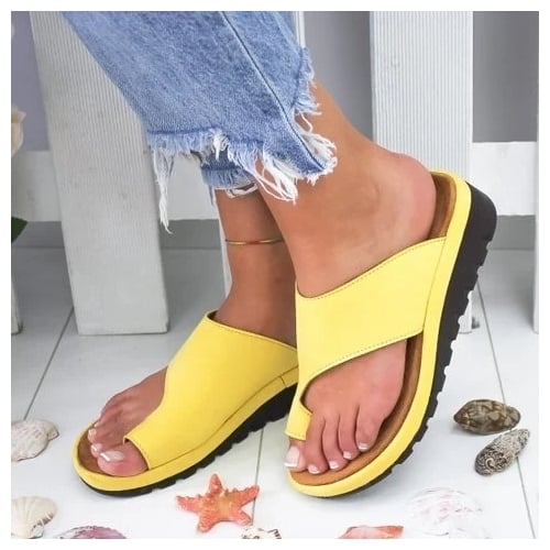 Women Comfy Platform Sandal Shoes- in 5 Color Choices Image 1