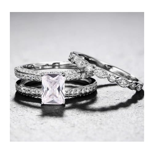 Womens set ring with Simple Cubic Artificial zircon Image 1