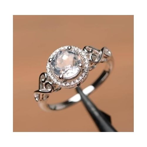 Exquisite hollow love pattern lady ring Image 1