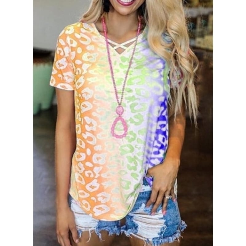 (S-3XL) Female Gradient Color V-Neck Shirt T-Shirt Image 1