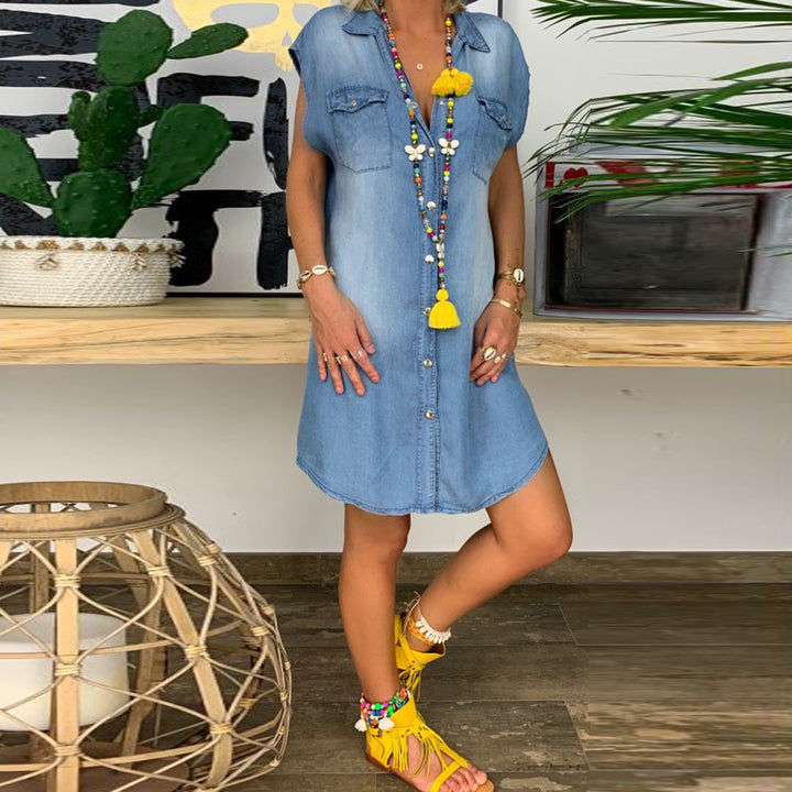 Short-Sleeved Denim Dress With Pockets Image 7