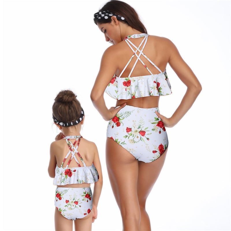 Mother-Daughter Swimsuit Image 8