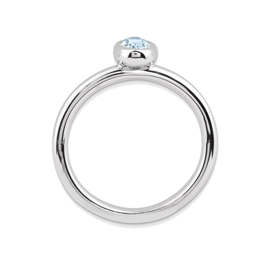 2/5 Carat (ctw) Solitaire Oval Aquamarine Ring in Sterling Silver Image 3