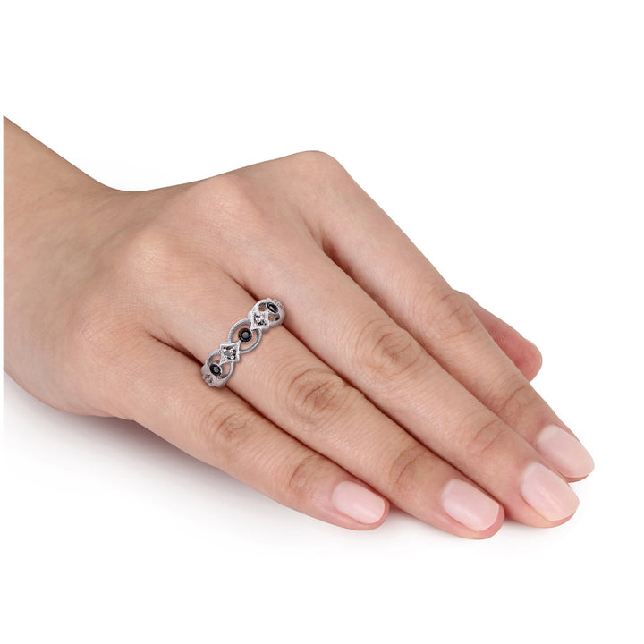 Black and White Diamond Ring 1/6 Carat (ctw) in Sterling Silver Image 4