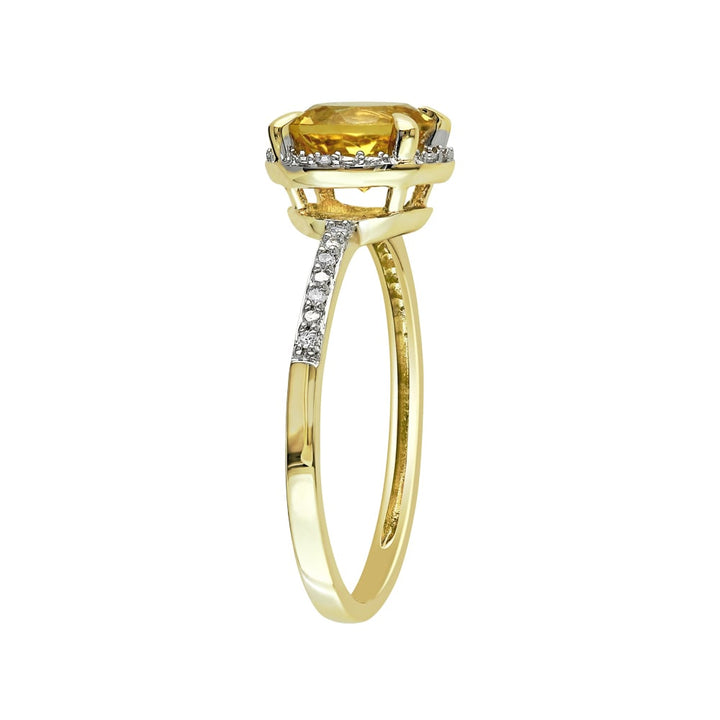 Citrine and Diamond 1.30 Carat (ctw) Ring in 10K Yellow Gold Image 2