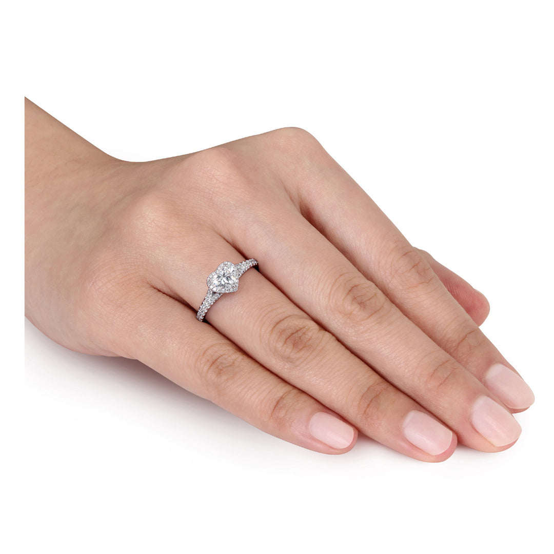 1.00 Carat (ctw G-HI1-I2) Diamond Engagement Heart Ring in 14K White Gold Image 3