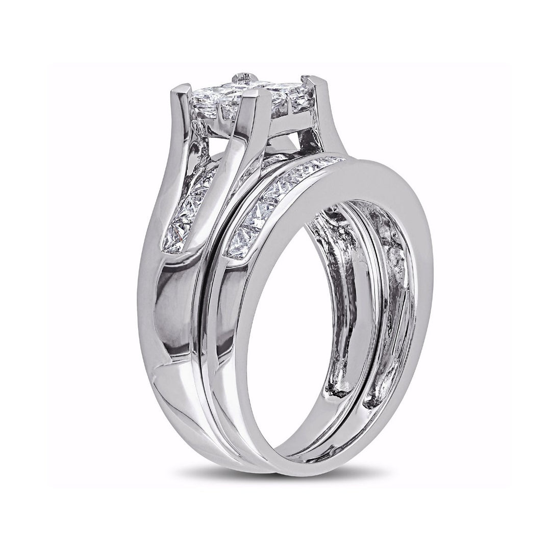 2.00 Carat (ctw H-II2-I3) Princess-Cut Diamond Engagement Ring Wedding Band Bridal Set in 14K White Gold Image 2