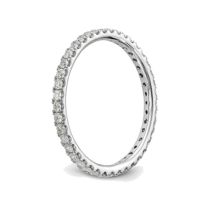 1/2 Carat (ctw Color H-II1-I2) Diamond Eternity Wedding Band Ring in 14K White Gold Image 3