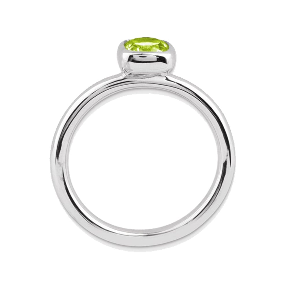 Solitaire Cushion Cut Peridot Ring 1/2 Carat (ctw) in Sterling Silver Image 3