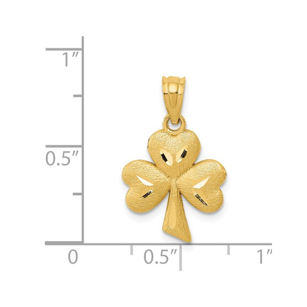 14K Yellow Gold Polished Clover Leaf Shamrock Heart Charm Pendant Necklace with Chain Image 2