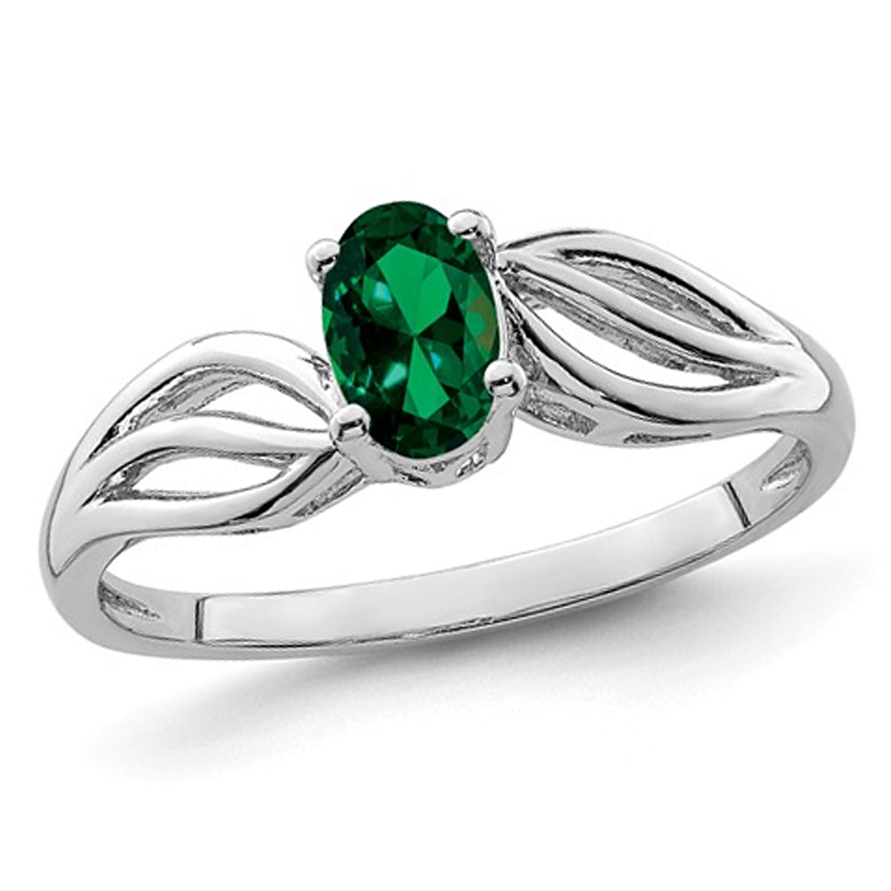 2/5 Carat (ctw) Lab Created Emerald Ring in Rhodium Plated Sterling Silver Image 1