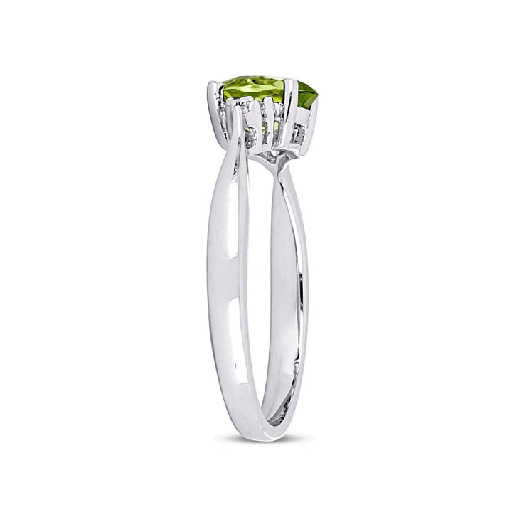 4/5 Carat (ctw) Green Peridot Ring in Sterling Silver Image 3