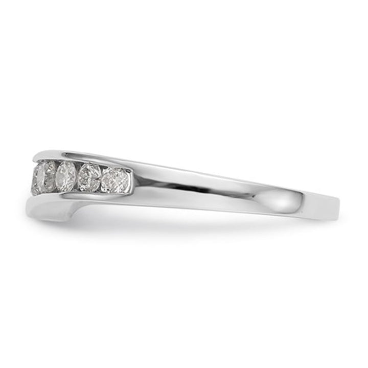 1/2 Carat (ctw H-II1-I2) Nine Stone Diamond Anniversary Wedding Band Ring in 14K White Gold Image 4