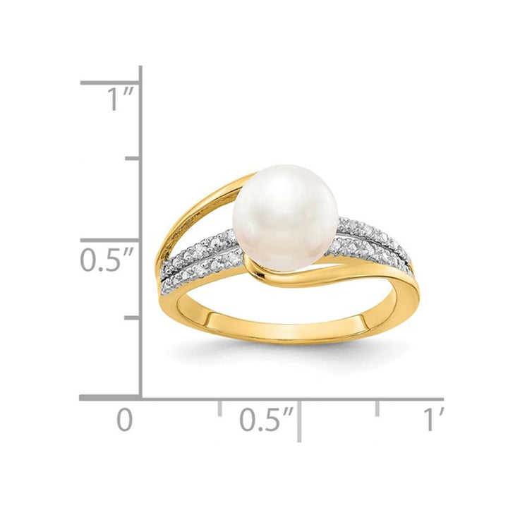 14K Yellow Gold Freshwater Cultured Pearl Ring with Accent Diamonds Image 3