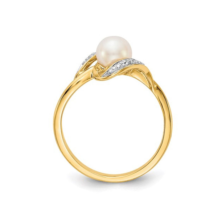 14K Yellow Gold Freshwater Cultured White Pearl Ring Image 2