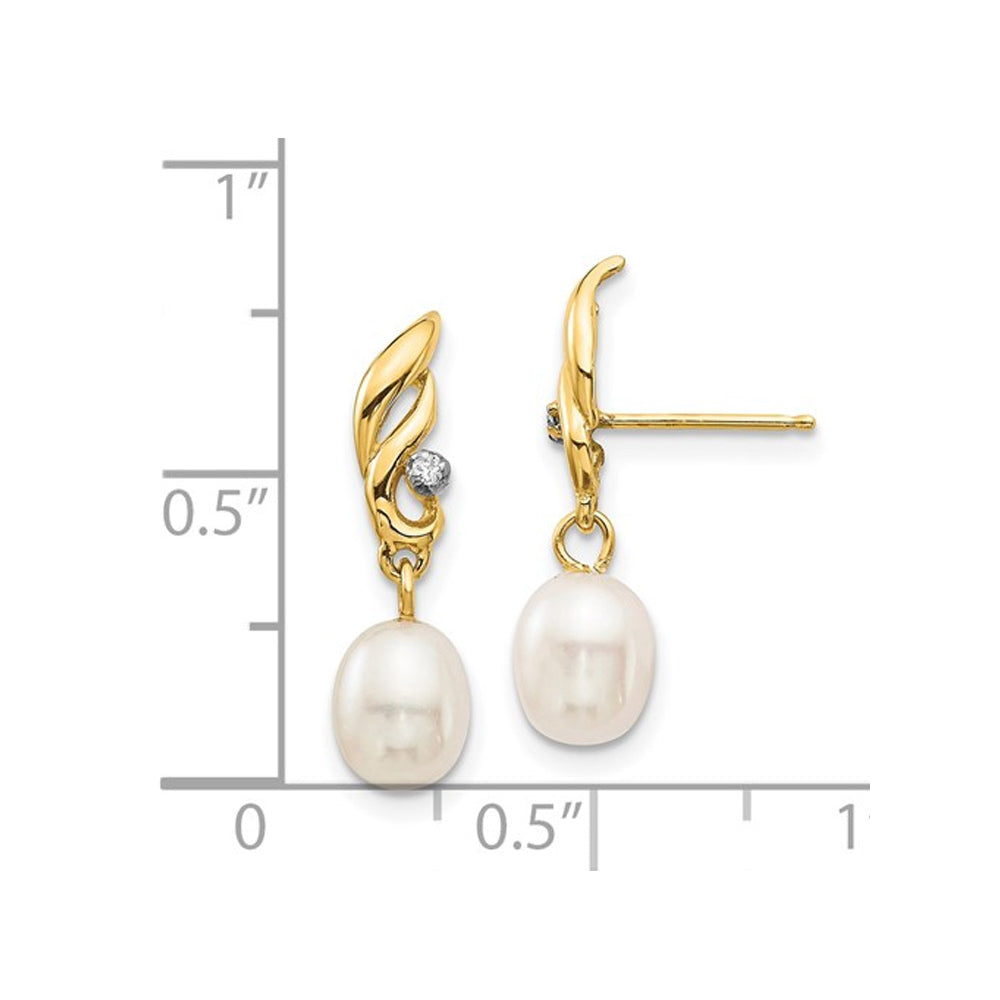 14K Yellow Gold Freshwater Cultured Rice Pearl 5-6mm Dangle Earrings Image 3