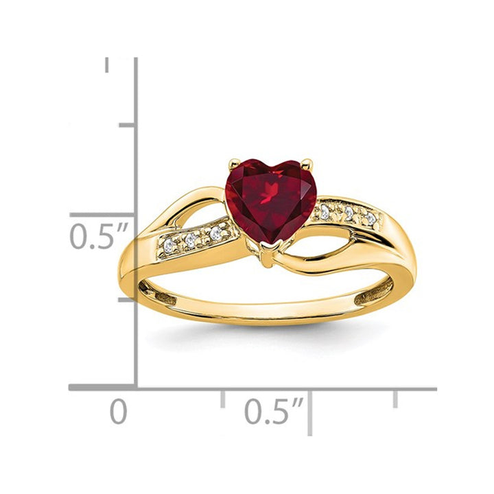 3/4 Carat (ctw) Lab Created Heart Ruby Ring in 14K Yellow Gold Image 2