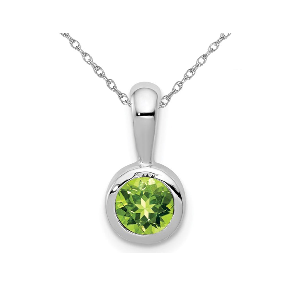 1/2 Carat (ctw) Solitaire Peridot Pendant Necklace in 14K Yellow Gold with Chain Image 1