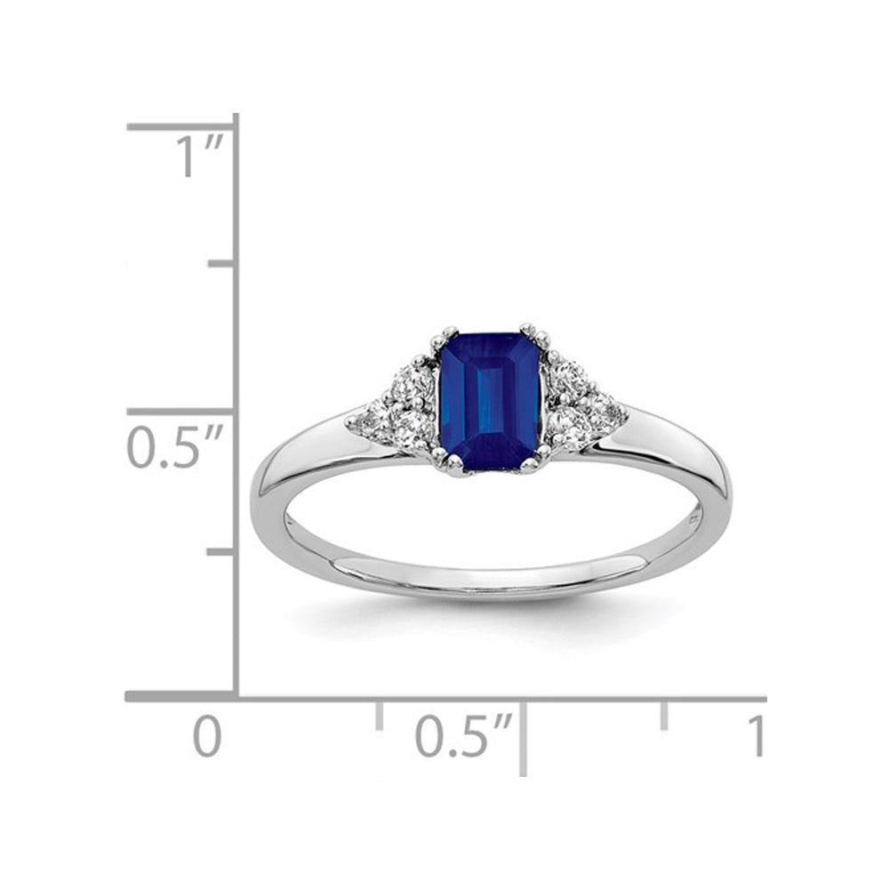 2/3 Carat (ctw) Natural Blue Sapphire Ring in 14K White Gold with Diamonds 1/7 Carat (ctw) Image 2