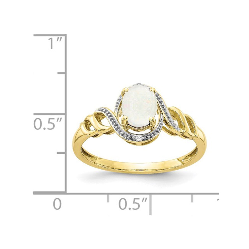 1/4 Carat (ctw) Natural Opal Ring in 10K Yellow Gold Image 2