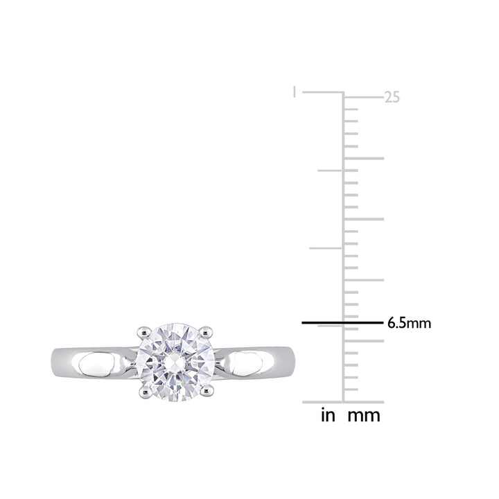 1.00 Carat (ctw) Lab Created Solitaire Moissanite Engagement Ring in Sterling Silver Image 4