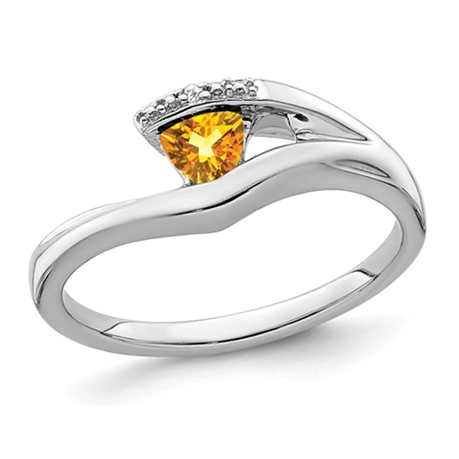 1/4 Carat (ctw) Solitaire Trillion Citrine Ring in 14K White Gold Image 1