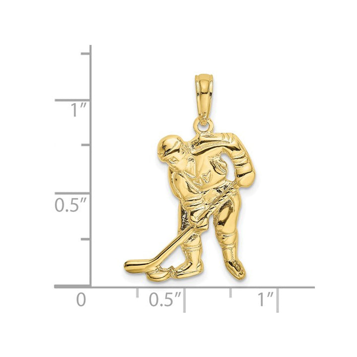 10K Yellow Gold Hockey Player with Stick and Puck Charm Pendant Necklace with Chain Image 2