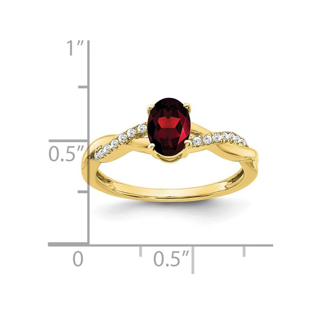 10K Yellow Gold Garnet Ring 7/10 Carats (ctw) with Accent Diamonds Image 2