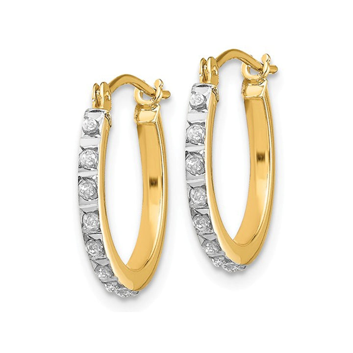 Accent Diamond Small Hinged Hoop Earrings in 14K Yellow Gold (2/3 Inch) Image 4