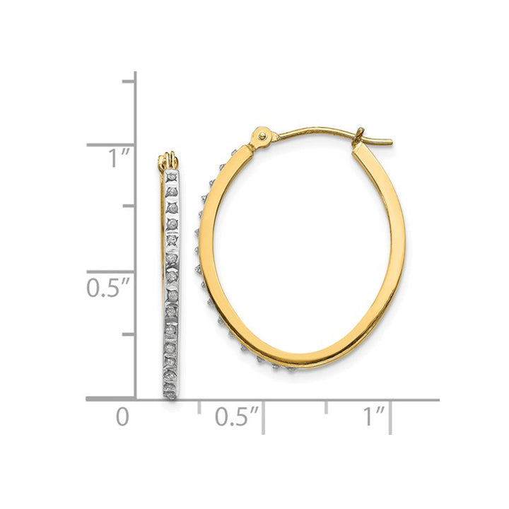 Accent Diamond Oval Hinged Hoop Earrings in 14K Yellow Gold (1 Inch) Image 4