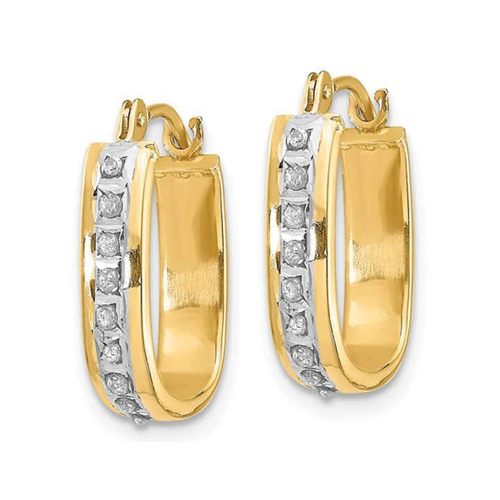 Accent Diamond Squared Hoop Earrings in 14K Yellow Gold (2/3 Inch) Image 3