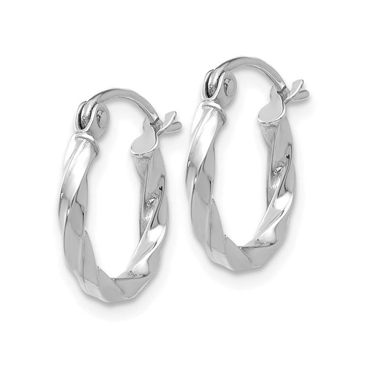 14K White Gold Small Twist Hoop Earrings 1 1/2 Inch (2.00 mm) Image 2