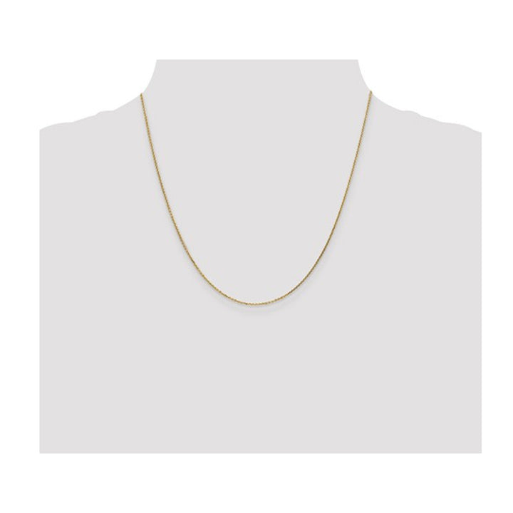 14K Yellow Gold Diamond Cut Cable Chain Necklace in 20 Inches (0.95mm) Image 4